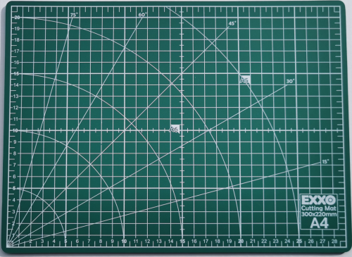 Pamatne HFP EXXO PVC griešanai  A4 (30*22cm)
